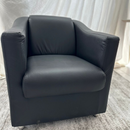 POLTRONA MATRIX BIA COR 281 COURINO PRETO