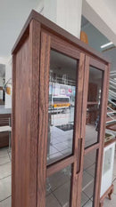 CRISTALEIRA FINESTRA NATURE 2 PORTAS 1 GAVETA COR: RUSTICO ESCURO REF.: 1554NE